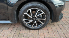 Toyota Yaris 1.5 Hybrid Design 5dr CVT Hybrid Hatchback